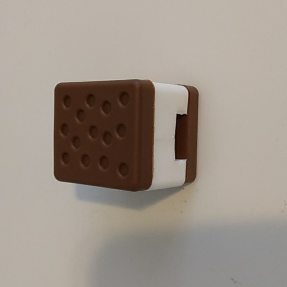 Ice Cream Sandwich USB Phone Charger/Adapter